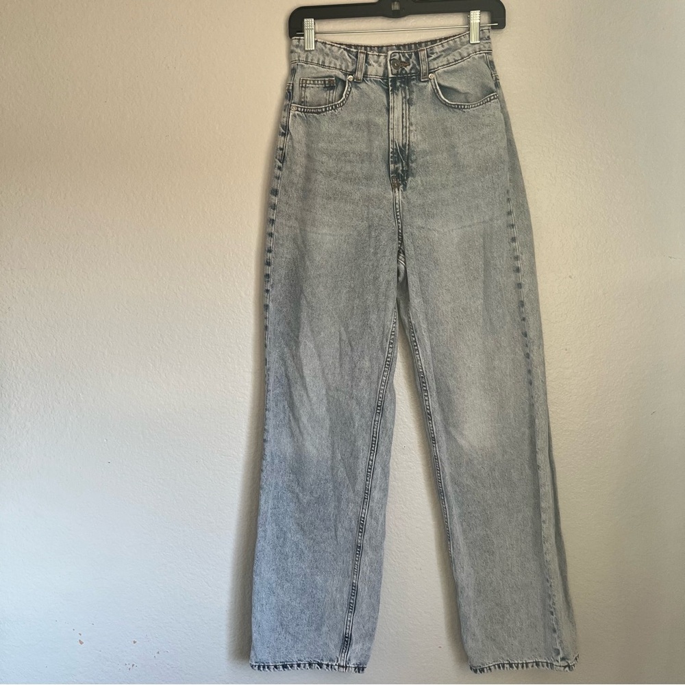 H&M Divided Women's High-Rise Wide Leg Jeans Blue light Wash Distressed Y2K